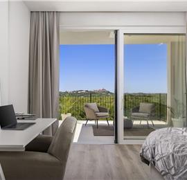 Luxury 4-Bedroom Villa with generous sized Infinity Pool near Buje, Istria. Sleeps 8
